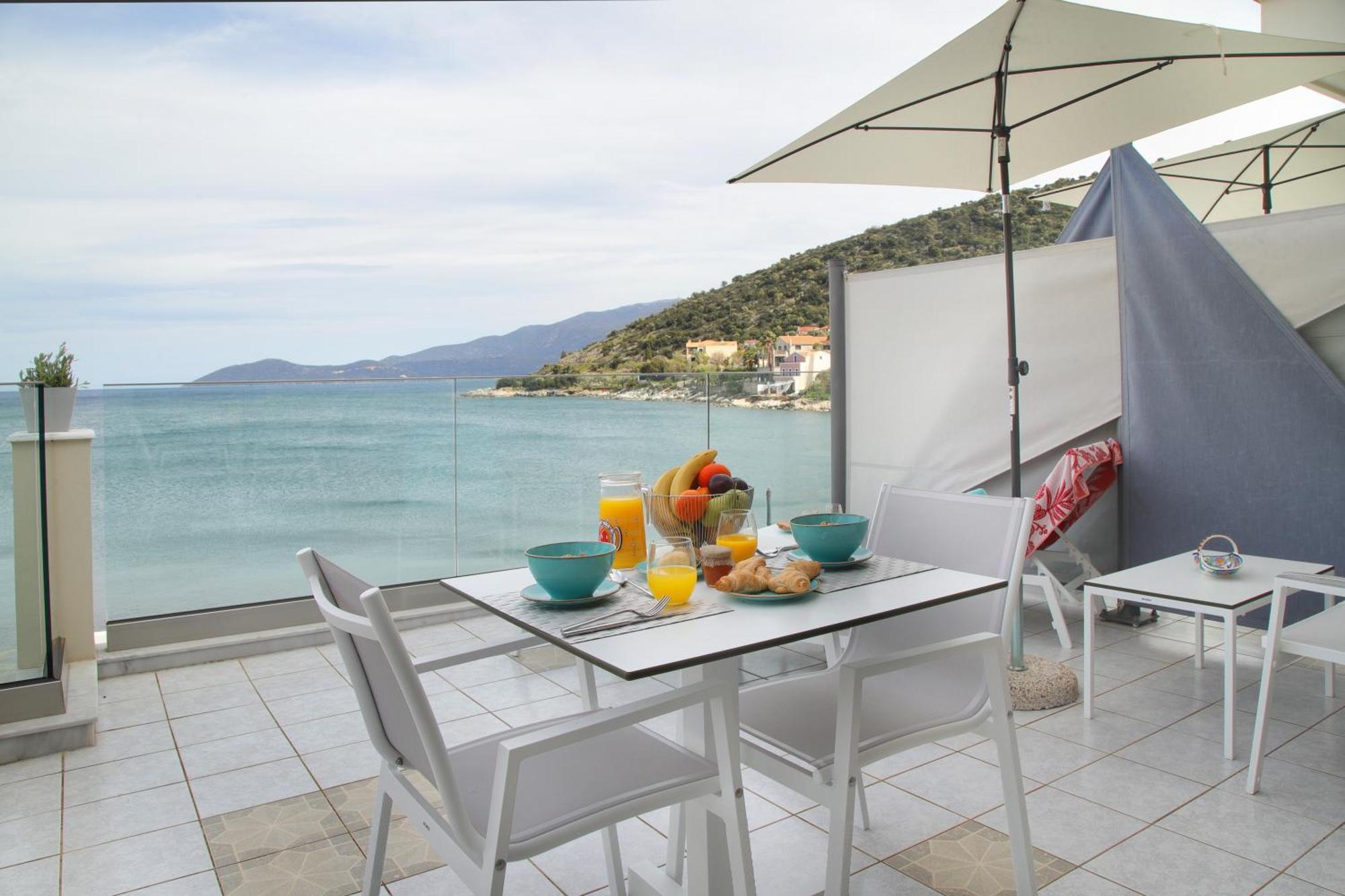 Sunrise Bay Apts Айя-Евфимия Номер фото
